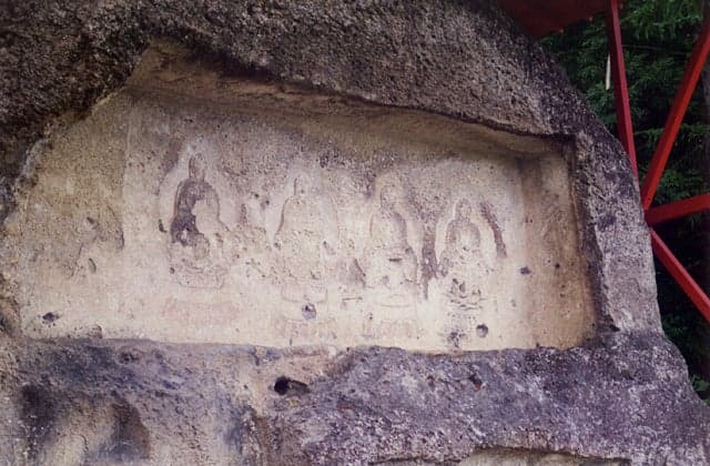Cliff Buddha in Omoriyama