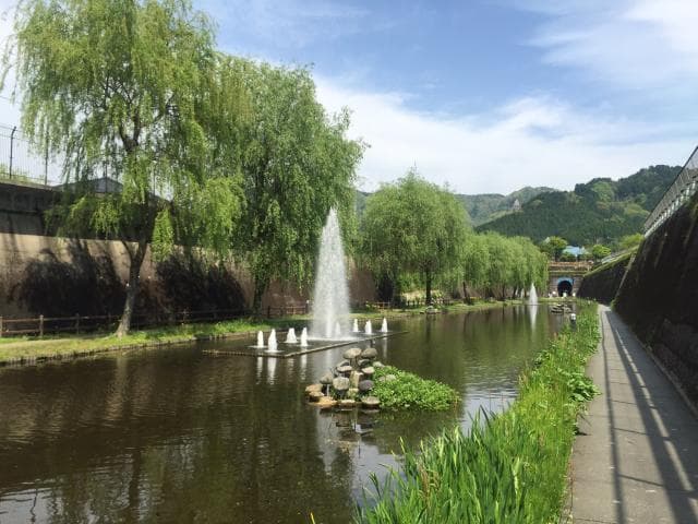 Takamori Spring Water Tunnel Park