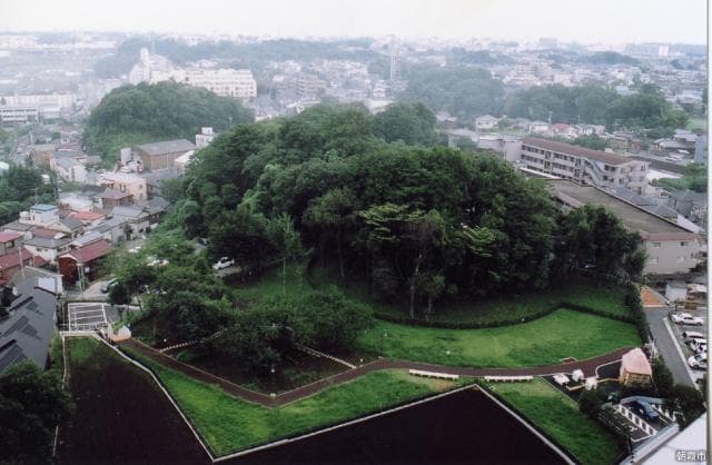 Hiiragizuka Tumulus Square