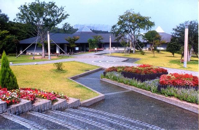 Mikiyama Forest Park