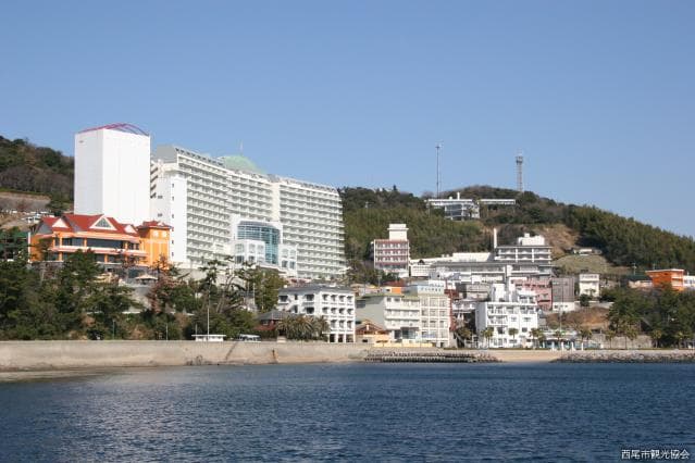 Kira Onsen