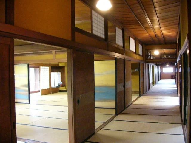 旧伊藤伝右衛門邸内