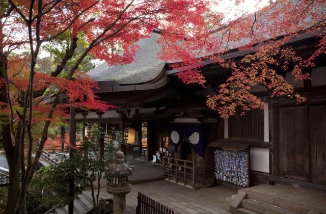 Ishiyama-dera Temple (main hall)