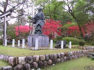 Statue of Kaneyama