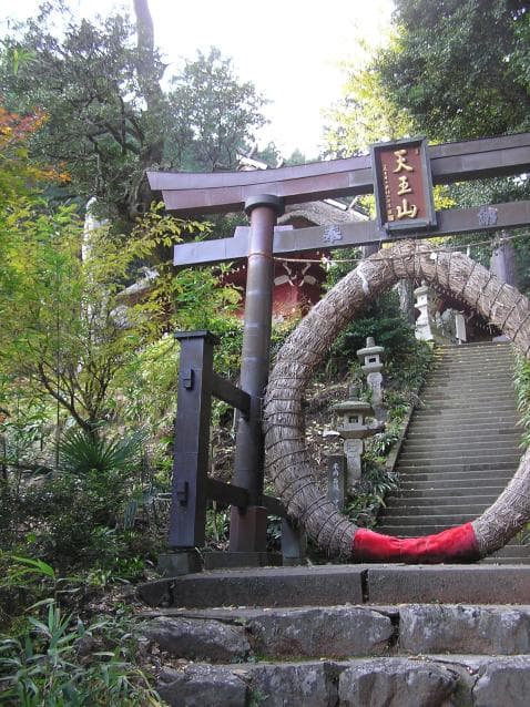 Kaya no Wa and Torii (characteristics of Shinto and Buddha Shugo Remains)