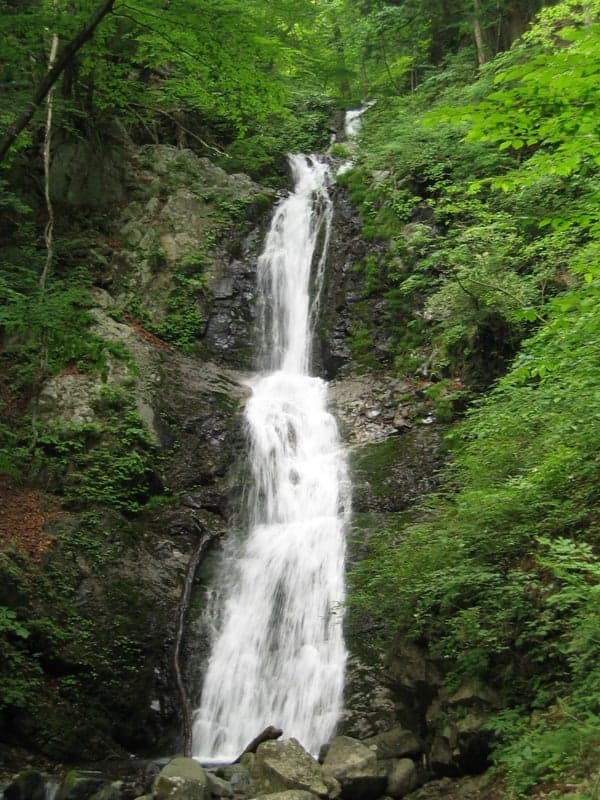 Jakkono Falls