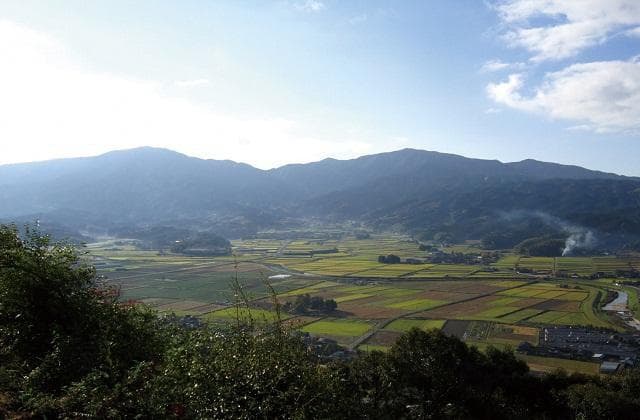 Kaho Alps from Masutomi Castle (Umami, folding screen, Mt. Furudoko)