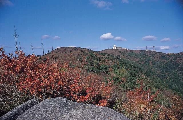 三郡山