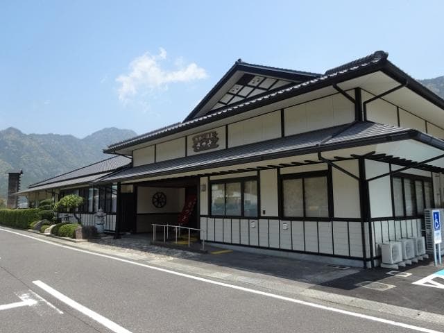 Kumano River Hot Spring Satsuki