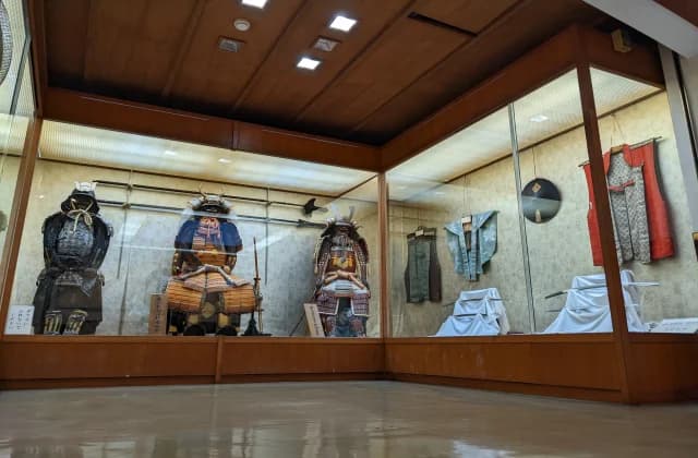 Takeda's armor and jinhaori (replica)