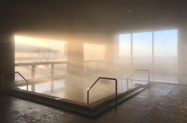 Natural Toyoura Onsen Large Bathhouse