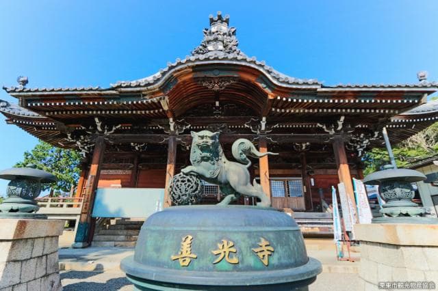 Shin-Zenko-ji Temple