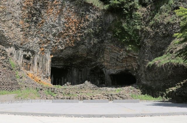 Gembudo and the base