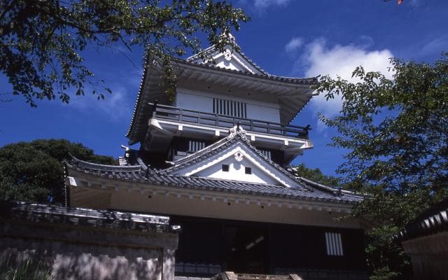 Kururi Castle castle tower