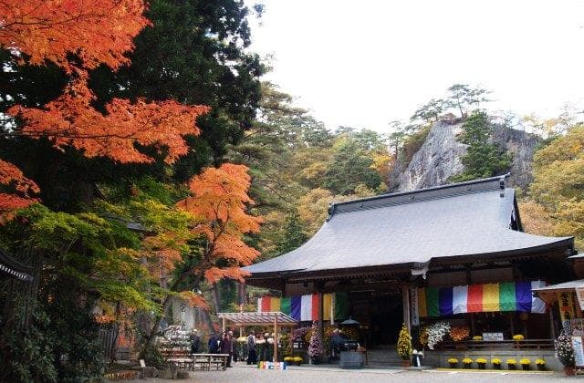 Autumn leaves of Yamamoto Fudoson