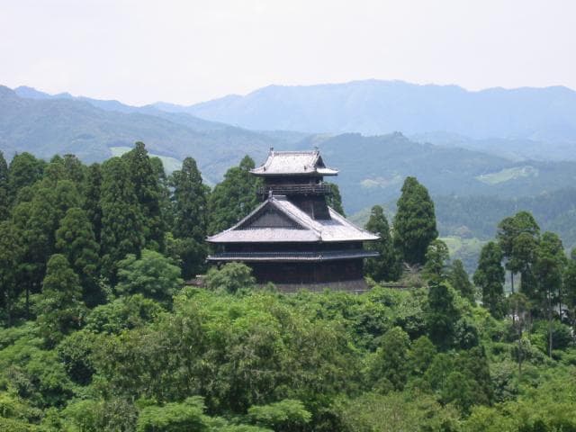 Aya Castle