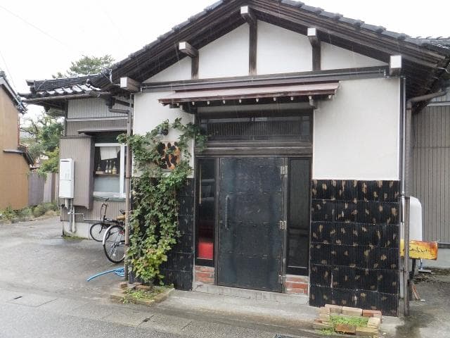 Appearance of Store