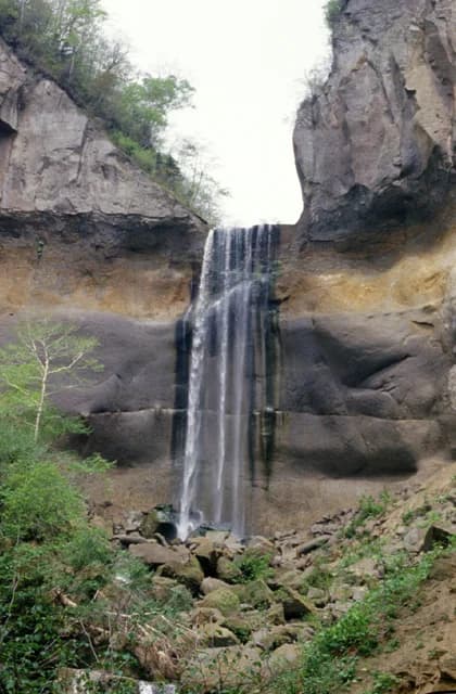 Inkra Falls