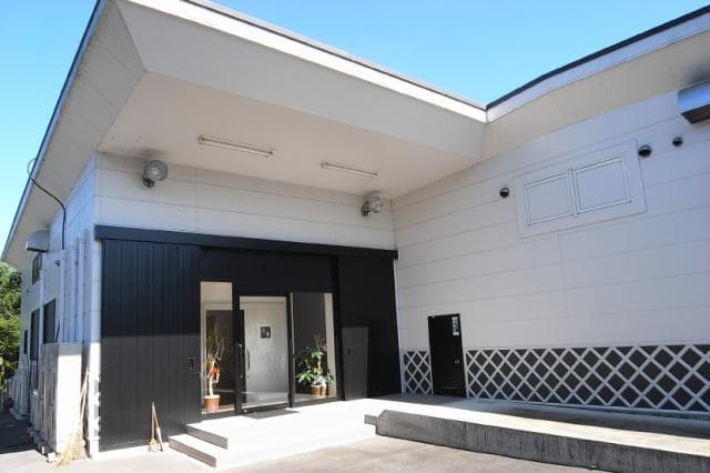 Passage for wheelchairs