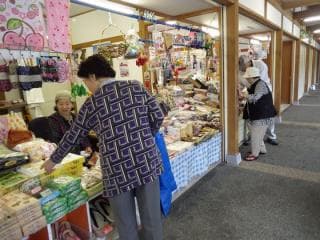 あつみ温泉朝市
