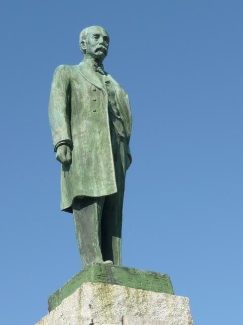 Statue of Soroku Ebara