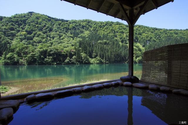 早戸温泉つるの湯