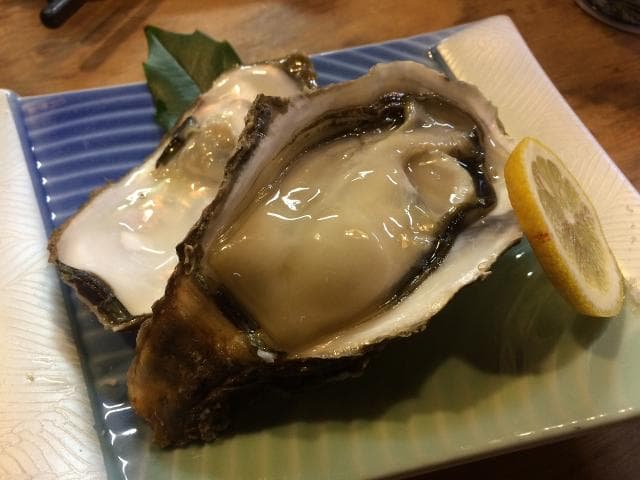 Raw oyster