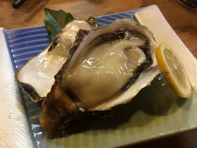 Raw oyster