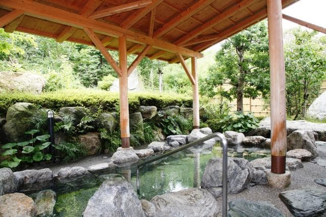 比良とぴあ　露天風呂