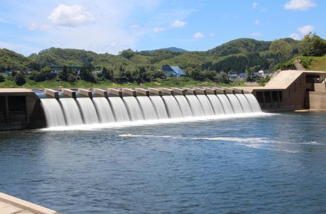 Kinshuko Otaki (Full View)