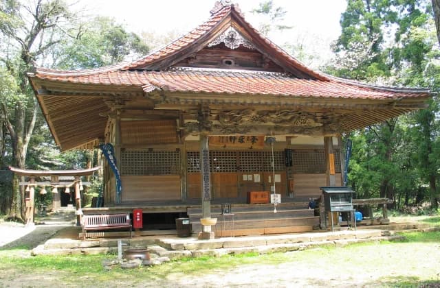Minedera Yakushido