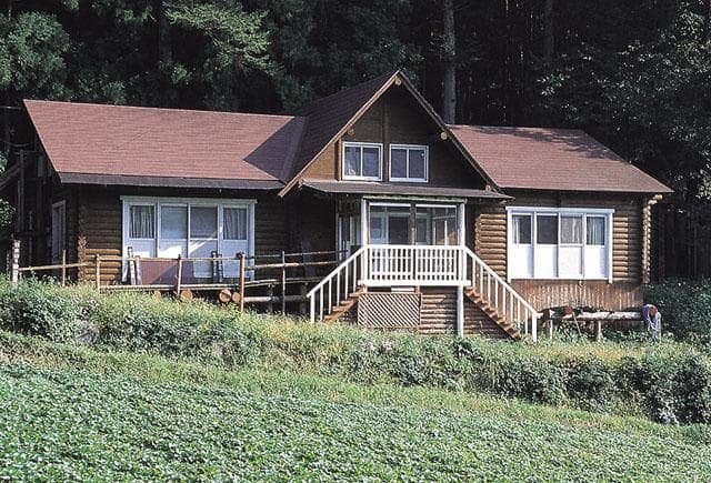 川場創作の里切り絵百景館