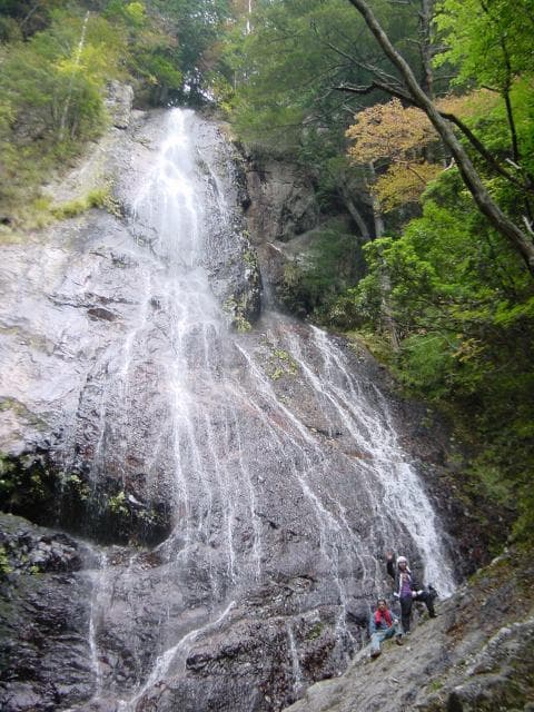 Mie-no-taki Falls