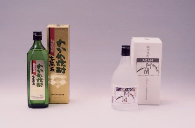 わかめ焼酎「七萬石」