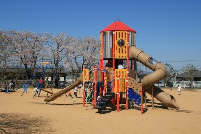 前山公園遊具