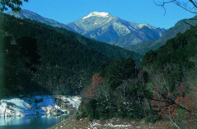 手箱山（提供：仁淀ブルー観光協議会）