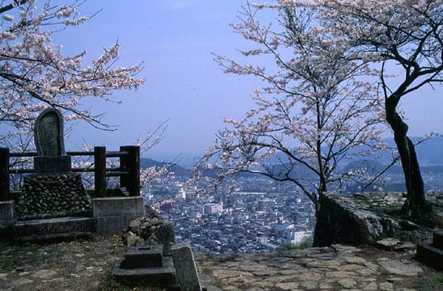 Doppo Kunikida Monument