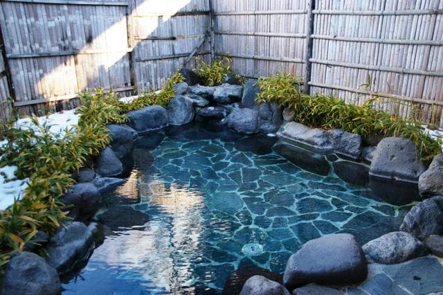The hot spring open-air bath of the superior one rest