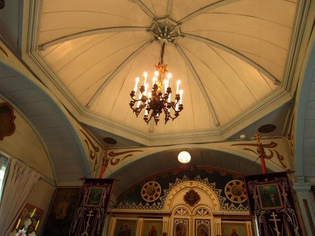 A dome-shaped ceiling