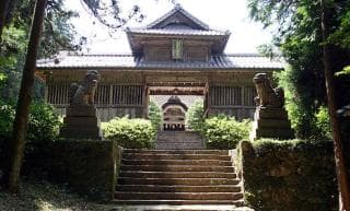 富田八幡宮