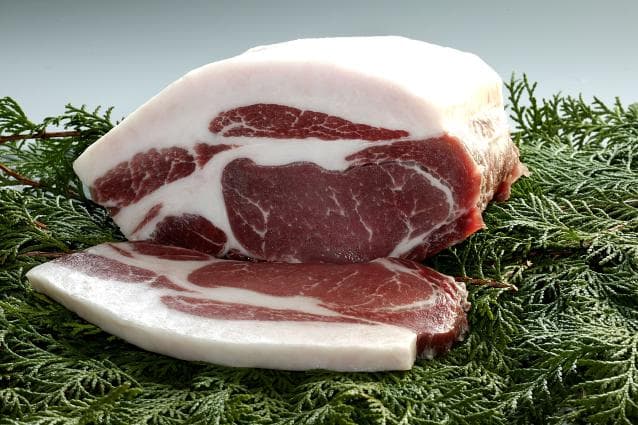 イノブタ肉