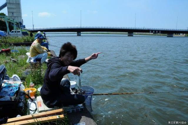 Funa fishing