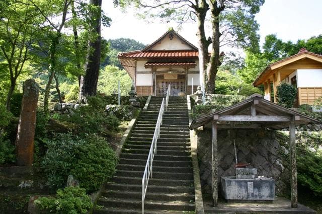 あごなし地蔵堂