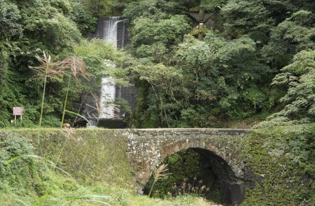 Ogame Waterfall Bridge