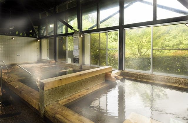 Japanese cypress indoor bath