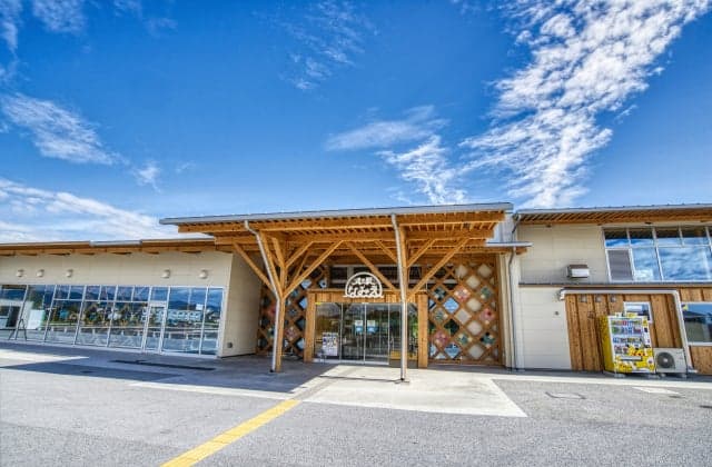 Mie, a roadside station