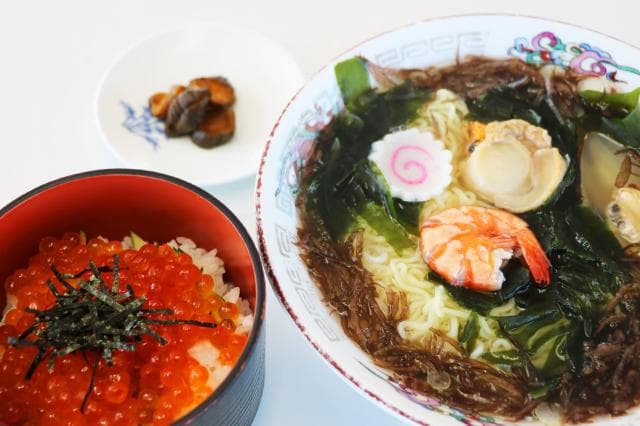 Iso Ramen and Mini Ikuradon Set