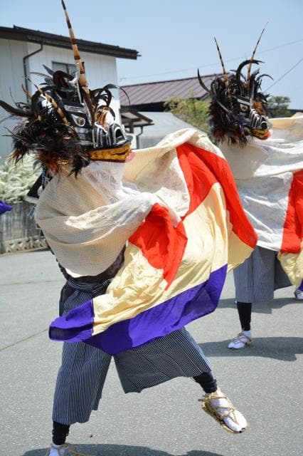 土橋獅子踊り