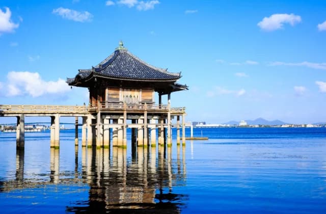 Ukimi-do Hall