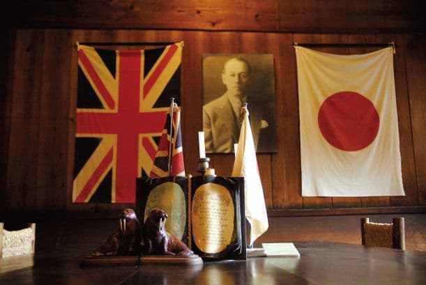 Inside the English building